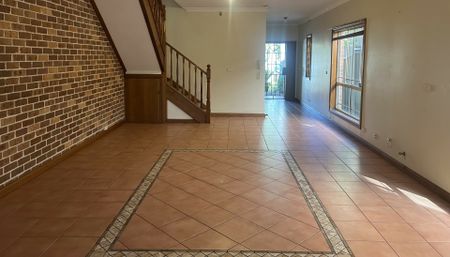 Modern Family Duplex in Prime Location - Photo 2