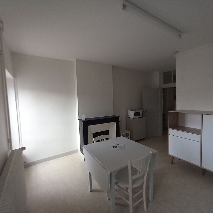 APPARTEMENT T2 - 39.94 m² - PARAY LE MONIAL - Photo 1