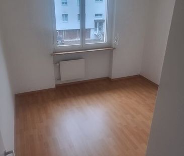 Appartement de 3,5 pièces avec terrasse privée, situé au centre de ... - Photo 4
