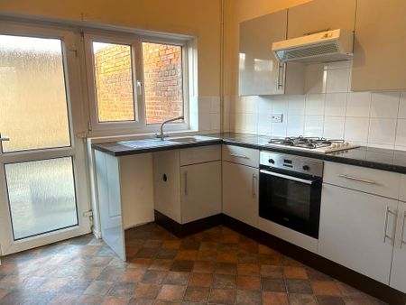 1 bedroom terraced house to rent - Photo 3