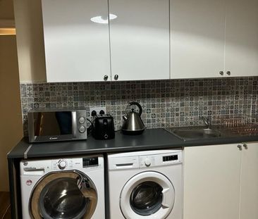 2 Bed Flat, Merseyside, CH41 - Photo 5