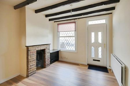 CENTRAL WATFORD - Photo 3