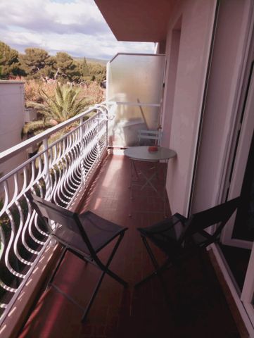 Studio de 27.56 m² avec terrasse au Clos des plages à La Ciotat, - Photo 3