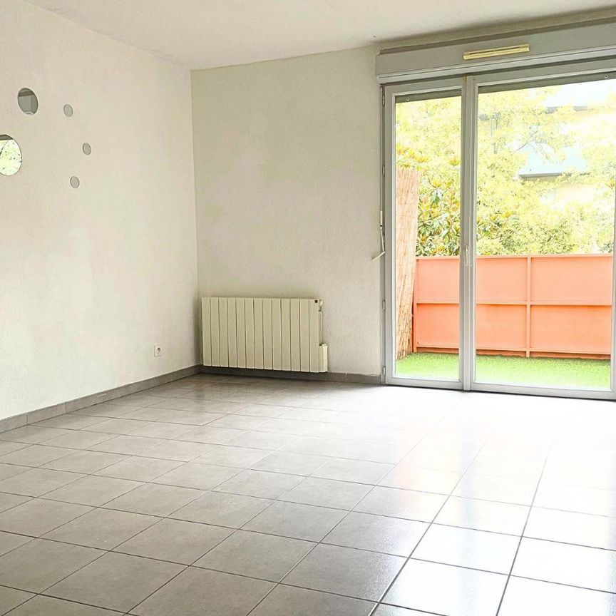 Location Appartement 2 pièces 38m² L ISLE D ABEAU 38080 - Photo 1