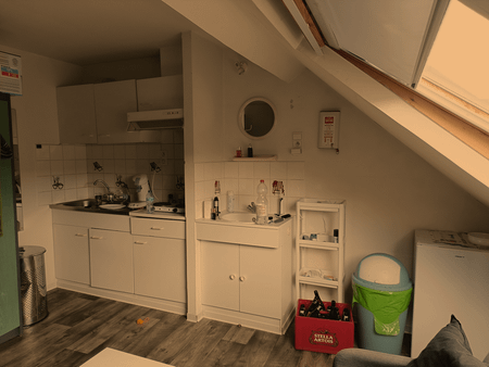 Kamer 5 / Kitchenette + Slaapmezzanine - Elfjulistraat 19 - Foto 3