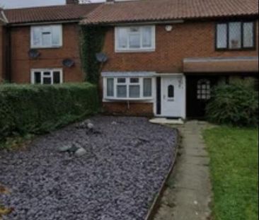 2 bedroom end of terrace house to rent - Photo 2