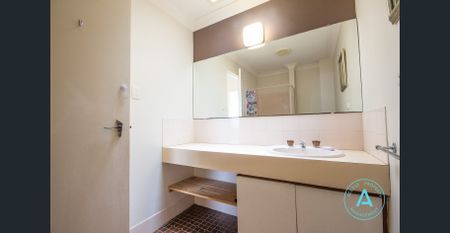 Townhouse For Rent in South Perth - Photo 5