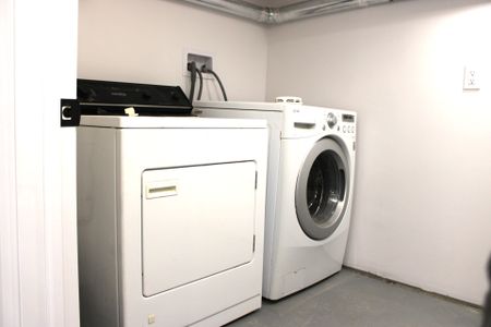 For Lease - 54 Vancamp Avenue, Kitchener, Ontario - Photo 5