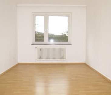 Große 3-Zimmer-Wohnung in Wuppertal Elberfeld - Wir renovieren für ... - Foto 1