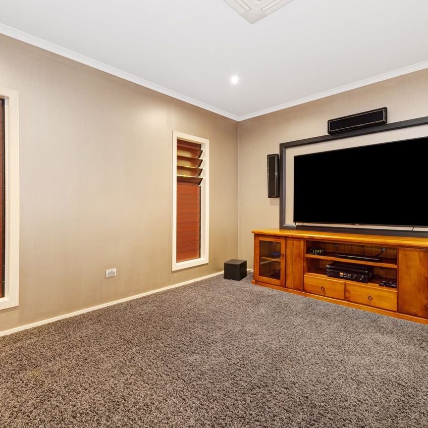 Sophisticated Executive Home - Every Detail Exceeded - Photo 1