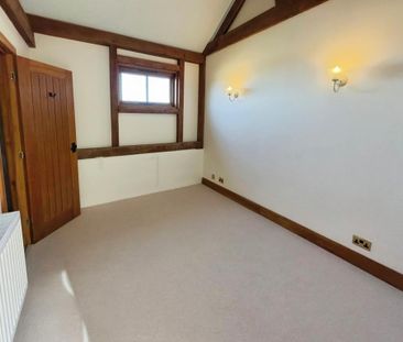 6 bedroom detached house to rent - Photo 5