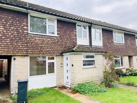 Horley 0 bedroom house share to rent - Photo 4