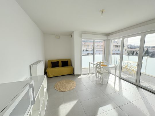 Location Appartement 1 pièce 26m² NICE 06300 - Photo 1