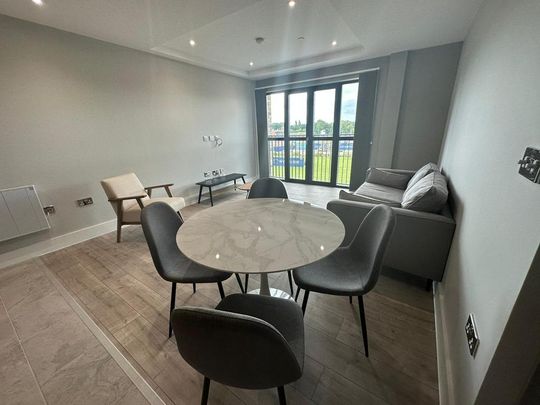 2 bedroom flat to rent - Photo 1