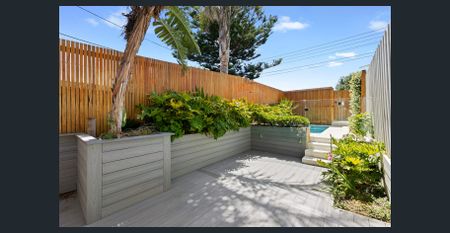 Stunning 2 bedroom townhouse with Private Plunge Pool - Photo 5