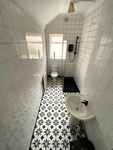 £950 PCM, Furnished One Bedroom First Floor Flat in Lower Cathedral Road, Riverside, Cardiff, CF11 6LT - Photo 5