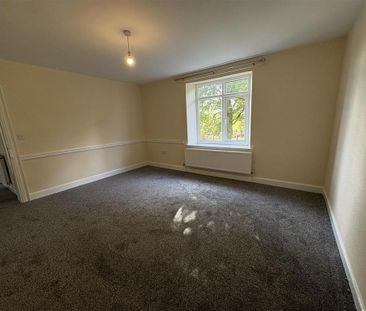 5 bedroom house to rent - Photo 1