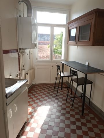 Location Appartement 2 pièces 41m² TOURS 37000 - Photo 3