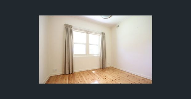 Large 730m2, close to parks, transport and shopping precincts - Photo 1