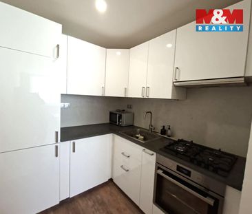 Pronájem bytu 2+kk 40 m² - Fotografie 4