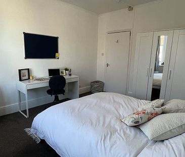 1 bed flat to rent in Powderham Crescent, EX4 - Photo 3