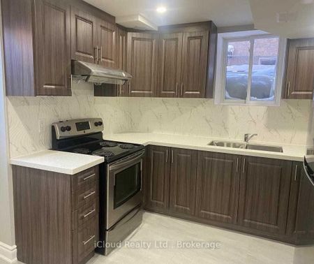 For Lease - 3 Black Diamond Crescent, Brampton, Ontario - Photo 4