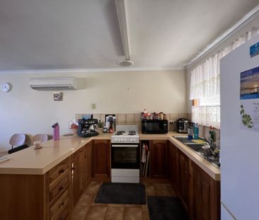 Looking for a cosy unit? Why not live here! - Photo 6