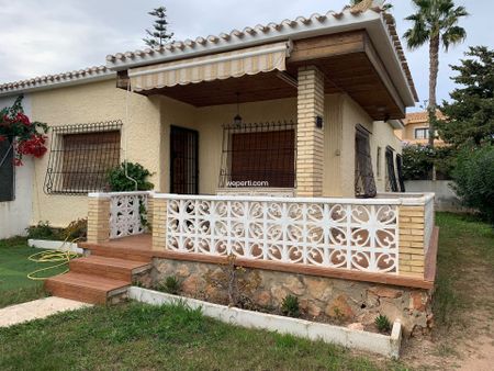 Villa in Orihuela Costa, campoamor, for rent - Photo 2