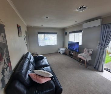 Cozy 2-bedroom home in Flatbush! - Photo 3