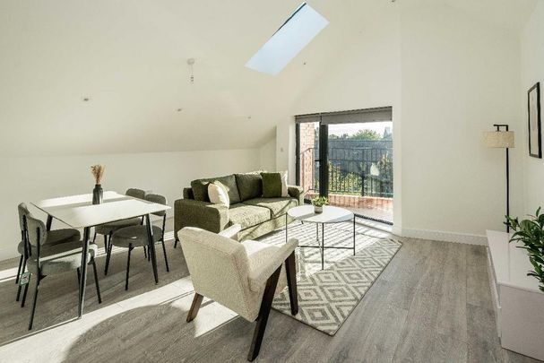 2 bedroom flat to rent - Photo 1