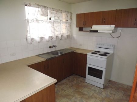 2 Bedroom Unit at the Top of the Range! - Photo 3