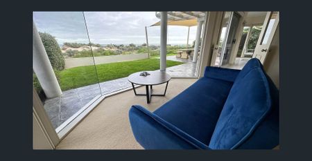 4 Bedroom Beachfront Property - Short-term Rental - Photo 4