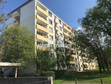 Exklusive 3-Zimmer-Wohnung, stilvoll kernsaniert, mit zwei Balkonen in Denning - Photo 2