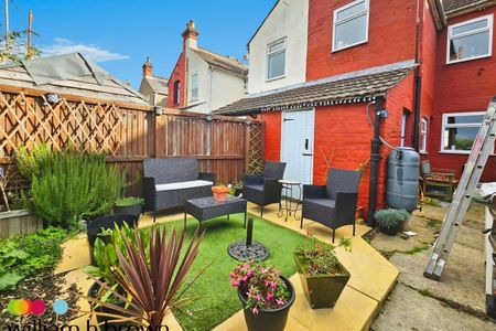 Grafton Road, Harwich - Photo 5