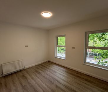 2 Donegall Avenue, Belfast, BT12 6LX - Photo 5