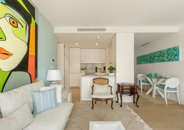 1 Bedroom Apartment with swimming pool, Miraflores, Oeiras