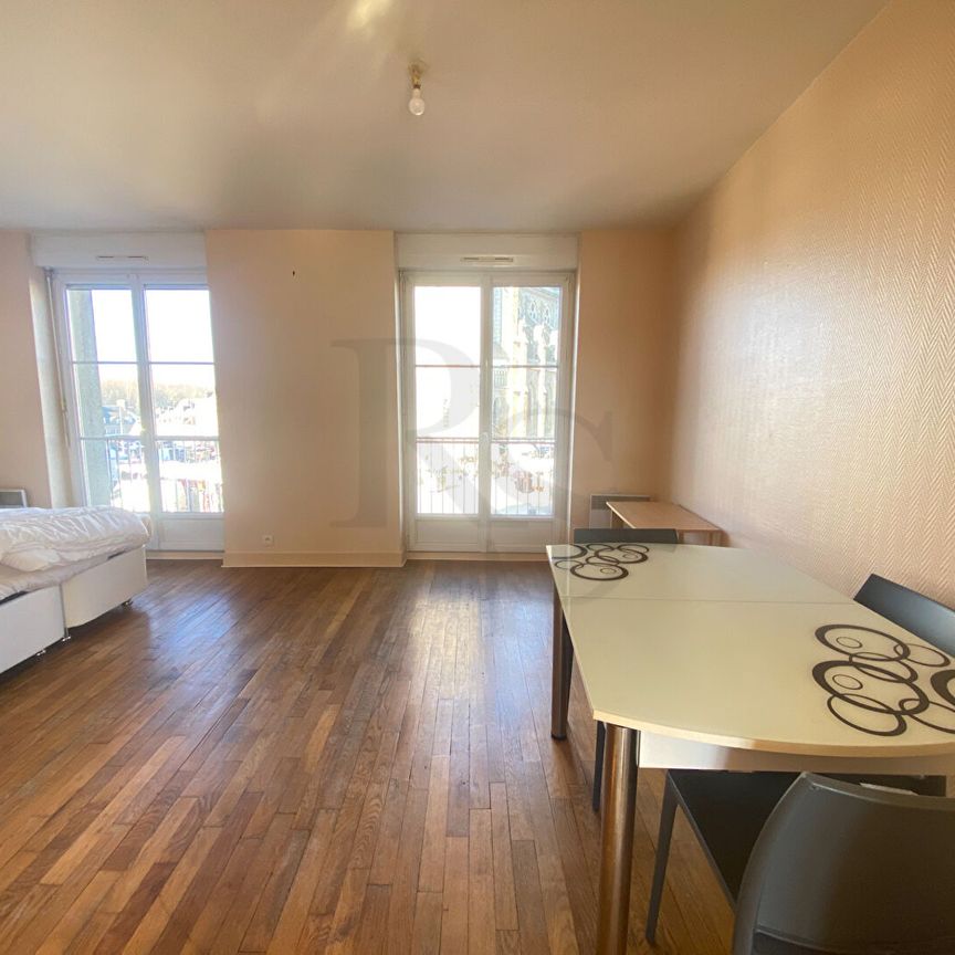 Studio meublé (27 m²) à louer à FLERS, - Photo 1