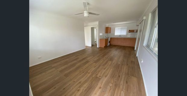 🏡 Comfortable 2-Bedroom, 1-Bathroom Unit in Frenchville - RENT INCREASE TO $400 PER WEEK - Photo 1