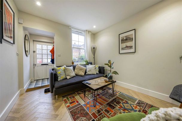 Holly Road, Twickenham, London, TW1 - Photo 1