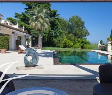Maison à louer Saint Paul, Cote d'Azur, France12 500 EUR / Mois - Photo 2