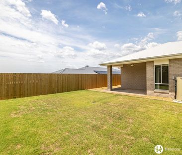 Brand new family home is available now for rent - Photo 2