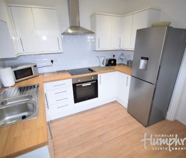 4 bedroom house share to rent - Photo 6