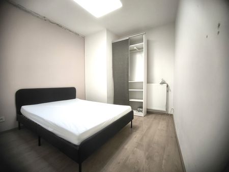 Location Appartement 3 pièces 54m² AVIGNON 84000 - Photo 4