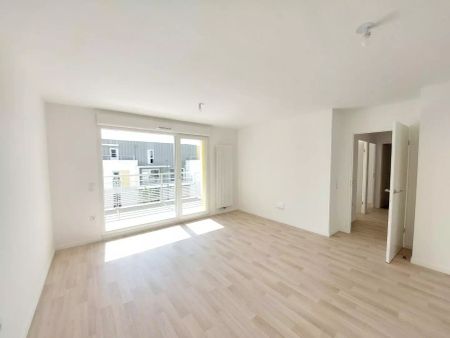 location Appartement T3 DE 61.57m² À JOUE LES TOURS - Photo 2