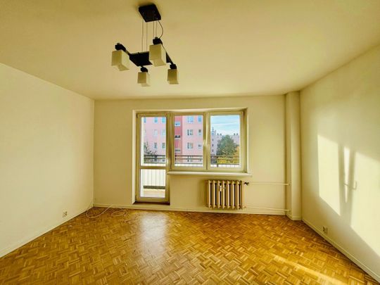 3 pokojowe mieszkanie na Os. Dąbrowszczaków - Photo 1