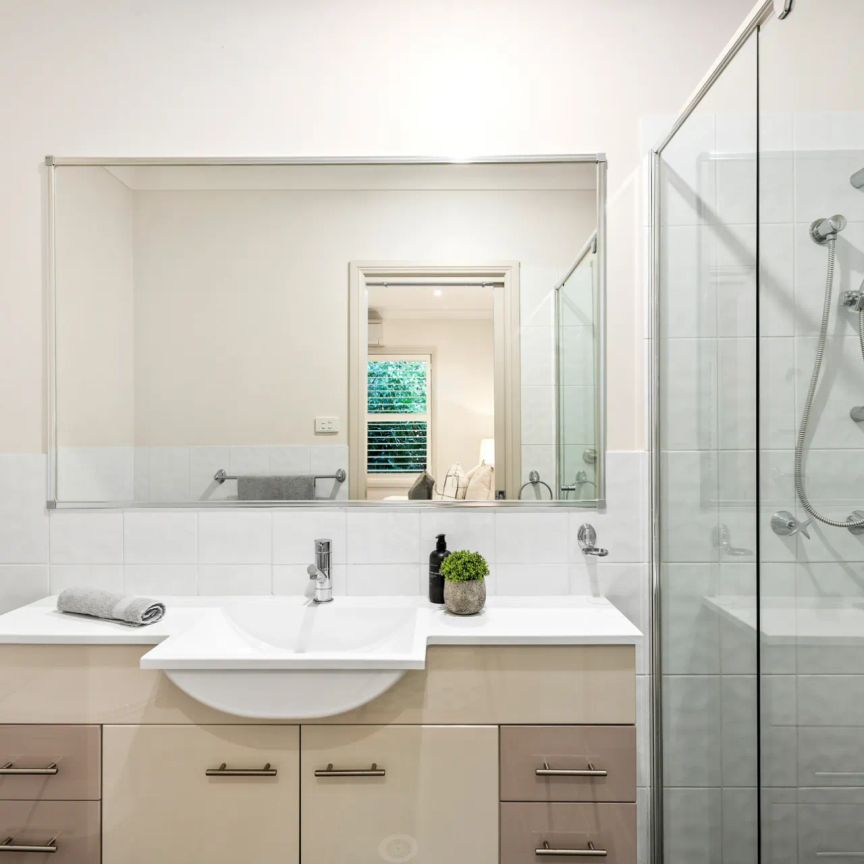 Modern Comfort in Old Bowral - Photo 1