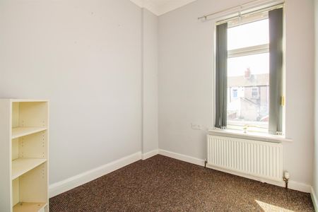 Dalefield Avenue, Normanton - Photo 3