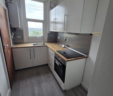 2 bedroom house to rent - Photo 3
