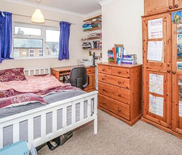 4 bedroom semi-detached house to rent - Photo 4