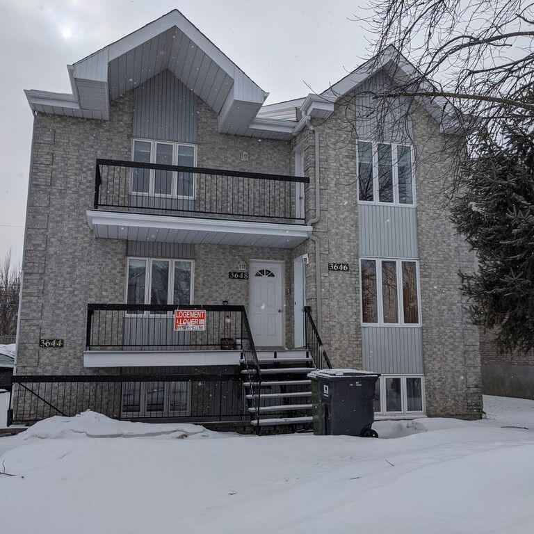 Près Du Faubourg Boisbriand - Photo 1